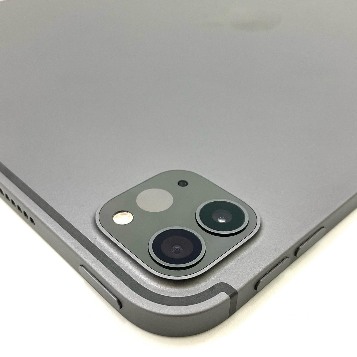 【全額返金保証】【最速発送】Apple iPad Pro 11インチ 第3世代 1TB スペースグレイ WiFi+Cellular docomo SIMフリー 白ロム 美品 動作確認済