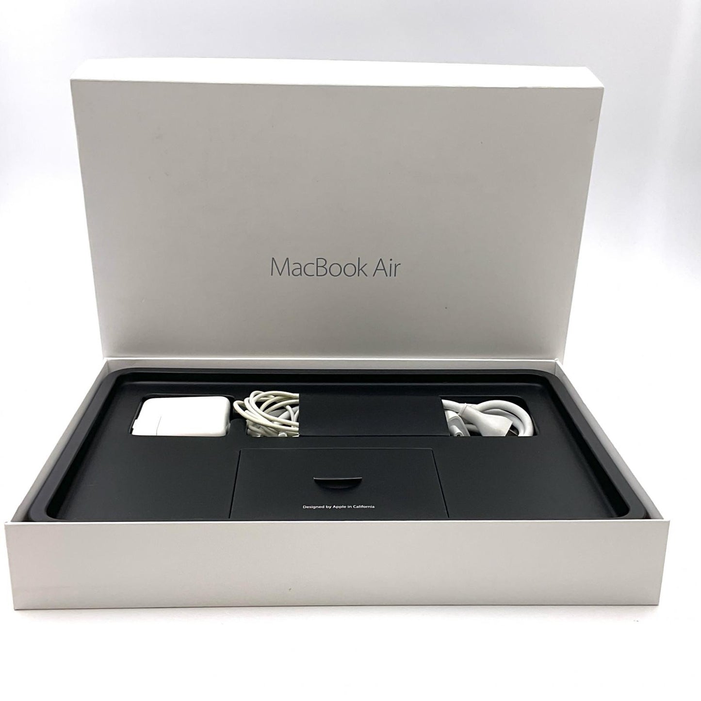 【全額返金保証】【最速発送】Apple MacBook Air Air 13インチ 2015 1.6 GHz デュアルコアintel Core i5 8GB SSD 128GB シルバー 96.3% 動作確認済