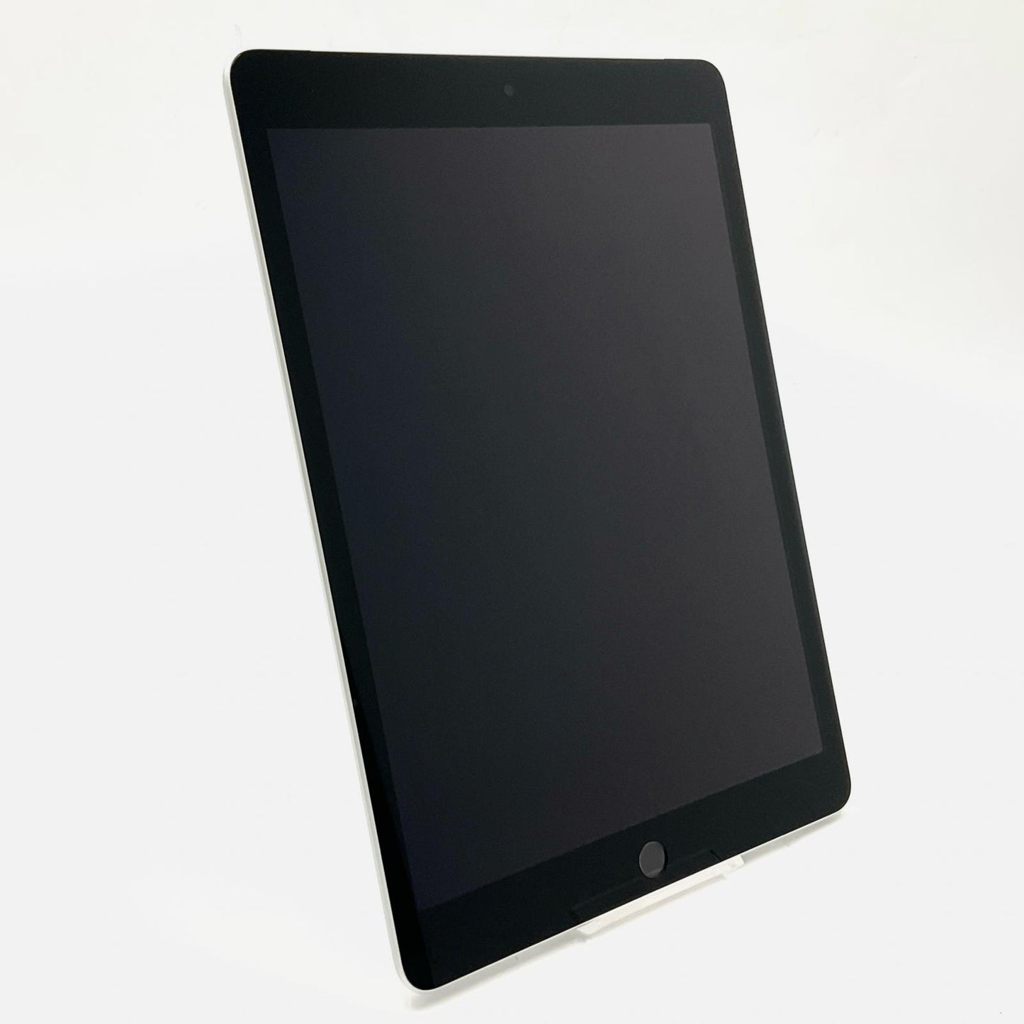 【全額返金保証】【最速発送】Apple iPad iPad 10.2インチ 第9世代 64GB シルバー WiFi+Cellular au 白ロム 美品 動作確認済
