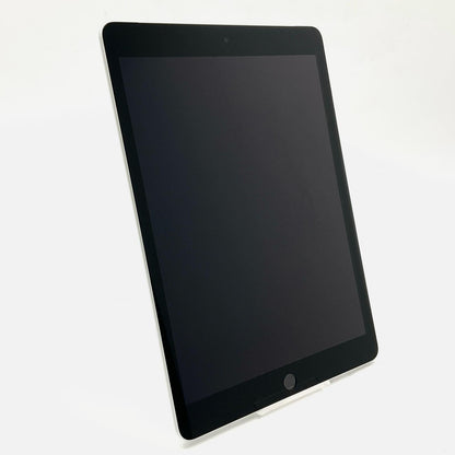 【全額返金保証】【最速発送】Apple iPad iPad 10.2インチ 第9世代 64GB シルバー WiFi+Cellular au 白ロム 美品 動作確認済