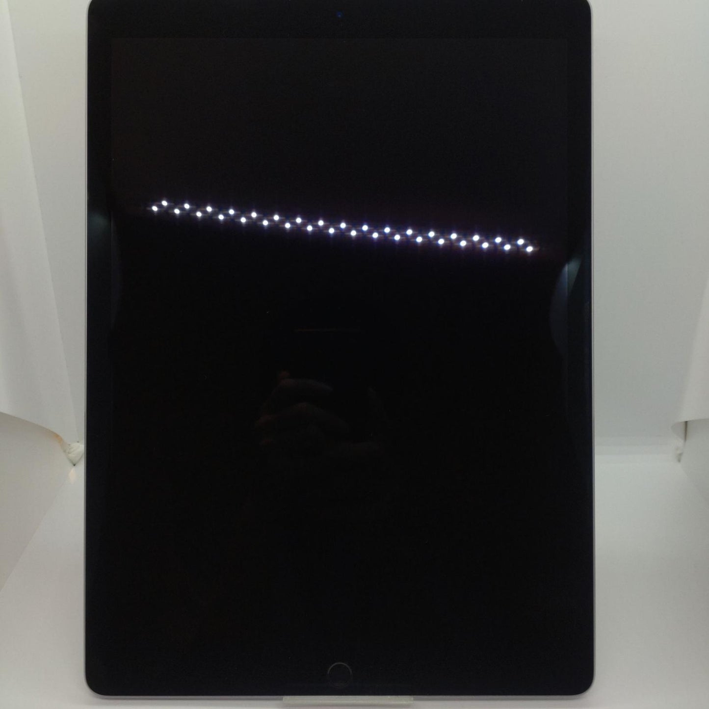 【全額返金保証】【最速発送】Apple iPad Pro 12.9インチ 第2世代 512GB シルバー Wi-Fi docomo SIMフリー 白ロム 動作確認済