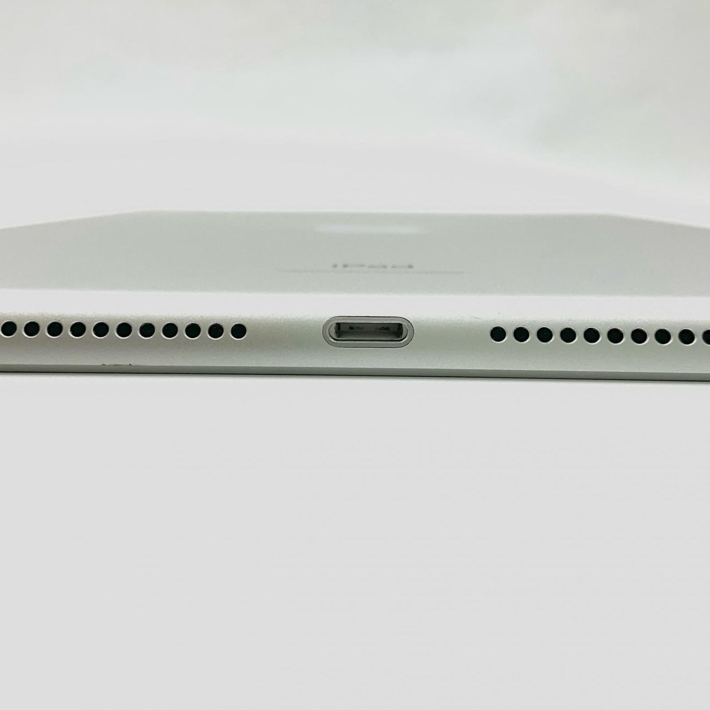 【全額返金保証】【最速発送】Apple iPad iPad 第9世代 64GB シルバー WiFi+Cellular au 白ロム 動作確認済
