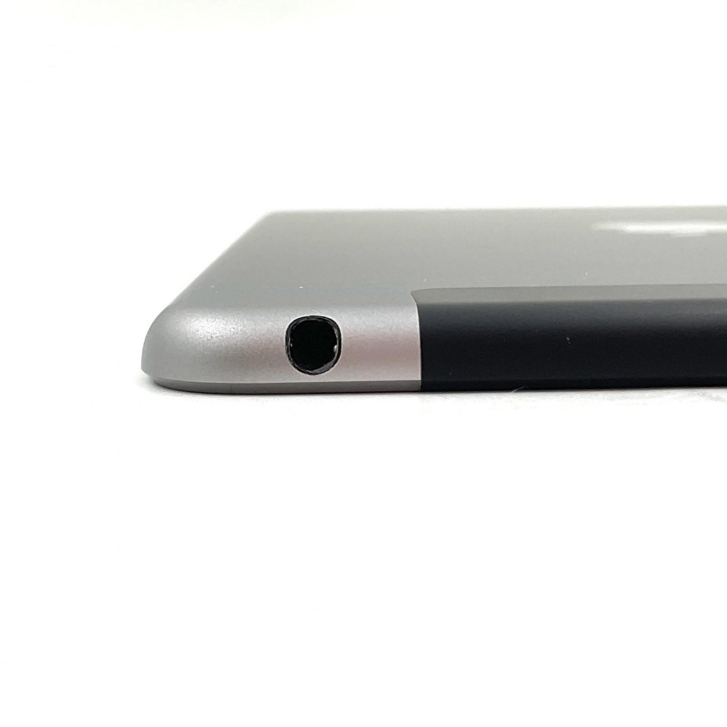 【全額返金保証】【最速発送】Apple iPad mini 7.9インチ 第4世代 16GB スペースグレイ WiFi+Cellular au 白ロム 動作確認済