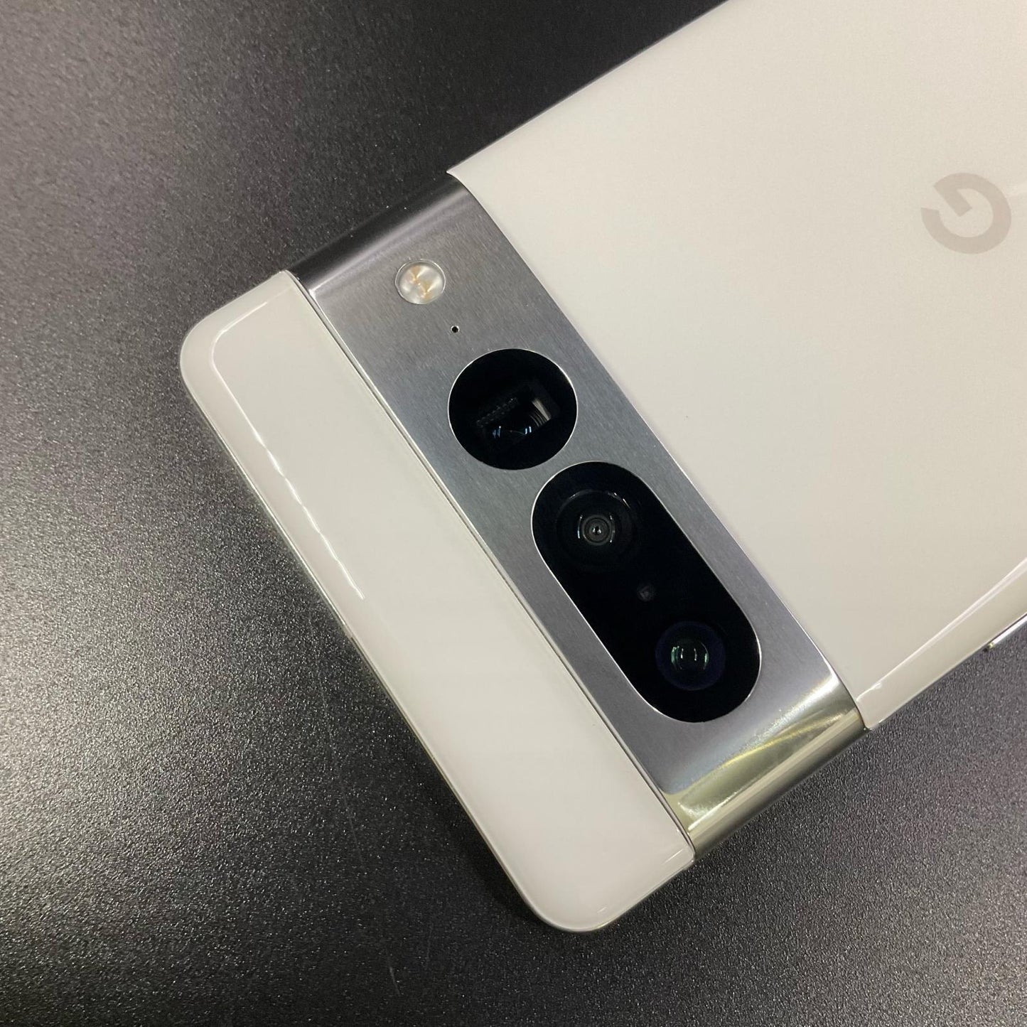 【全額返金保証】【最速発送】Google Pixel 7 Pro 128GB Snow（スノー） au SIMフリー GFE4J 白ロム 美品 動作確認済