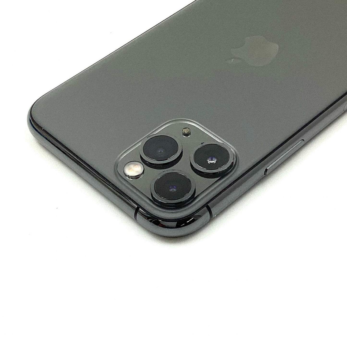 【全額返金保証】【最速発送】Apple iPhone iPhone 11 Pro 256GB スペースグレイ docomo 白ロム 動作確認済 84%
