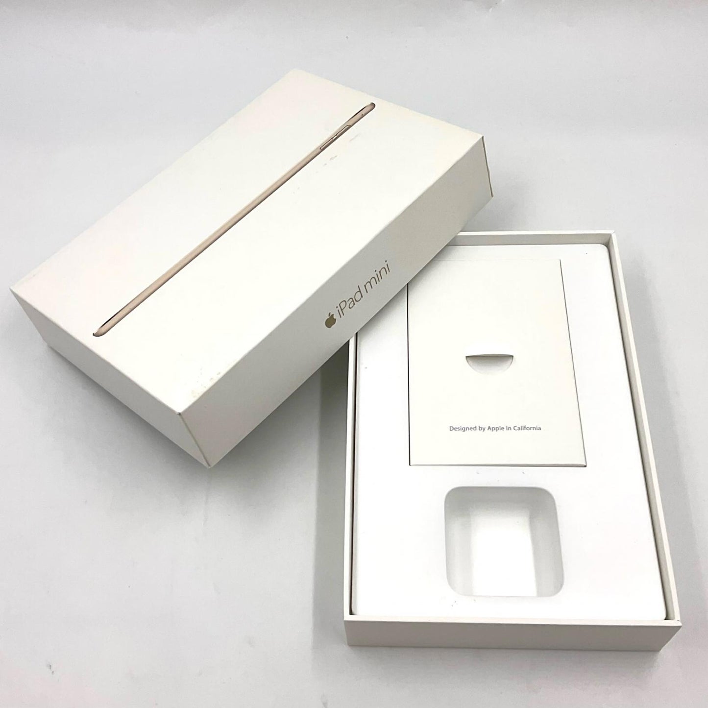 【全額返金保証】【最速発送】Apple iPad mini 7.9インチ 第4世代 16GB ゴールド WiFi+Cellular docomo 白ロム 動作確認済