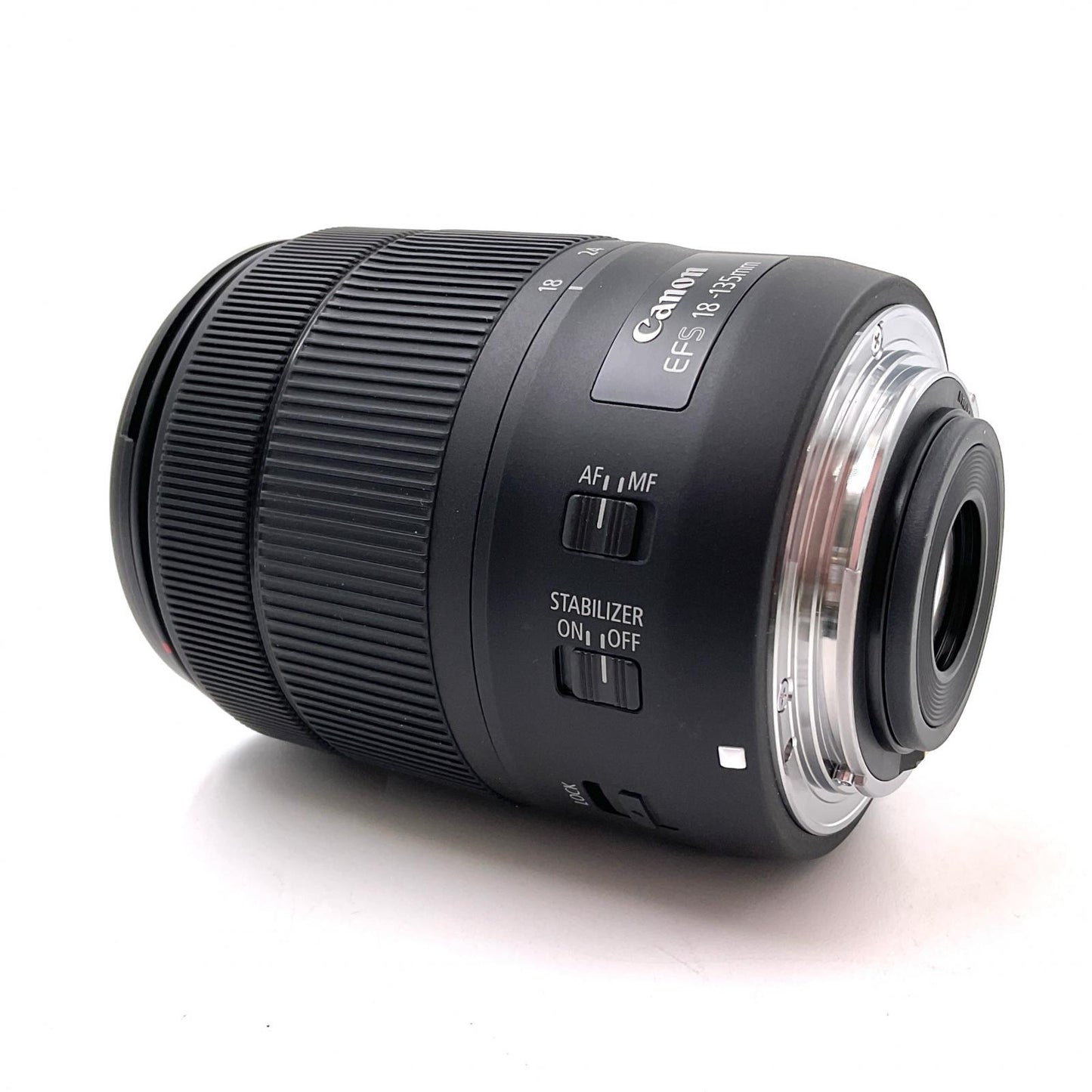 【全額返金保証】【最速発送】Canon EF-S18-135mm F3.5-5.6 IS USM 超美品 動作確認済