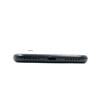 【全額返金保証】【最速発送】Apple iPhone iPhone SE（第3世代） 64GB ミッドナイト docomo SIMフリー 動作確認済 86%