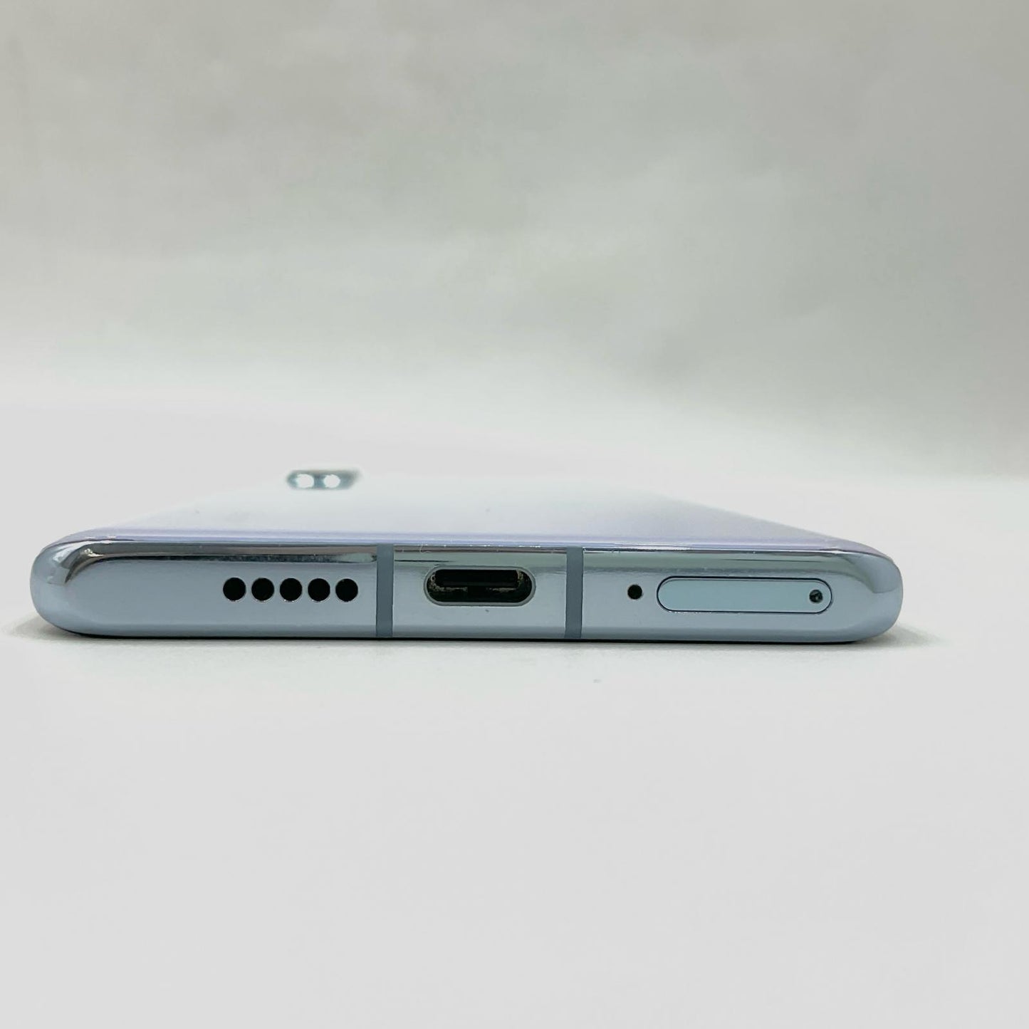【全額返金保証】【最速発送】Huawei P 30 Pro 128GB ブリージングクリスタル docomo HW-02L 白ロム 動作確認済