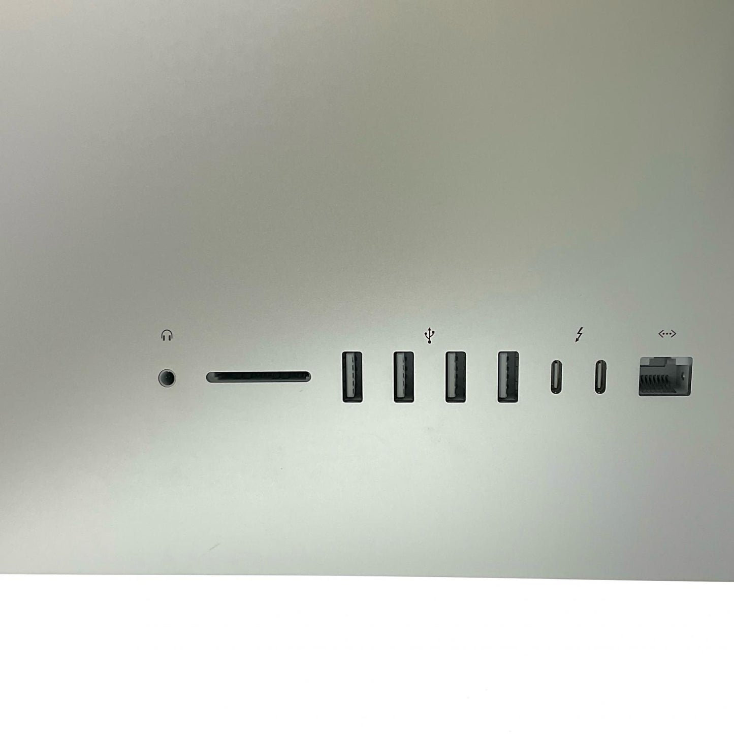 【全額返金保証】【最速発送】Apple iMac 21.5インチ Intel Core i5 8GB フュージョンドライブ 1TB シルバー 美品 動作確認済