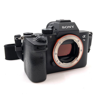 【全額返金保証】【最速発送】Sony デジタル一眼 α7 III ILCE-7M3 ボディ ブラック 美品 動作確認済