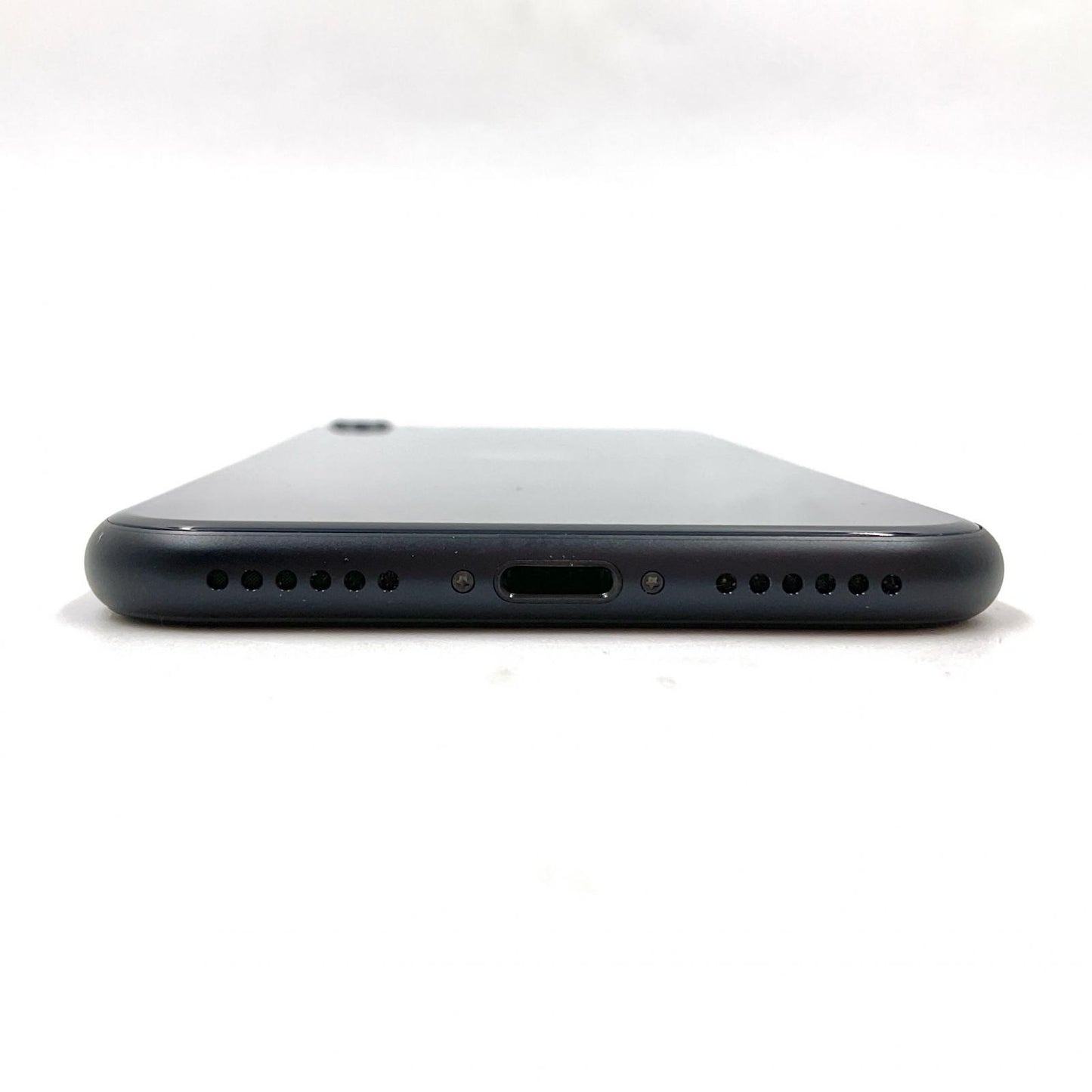 【全額返金保証】【最速発送】Apple iPhone iPhone SE（第3世代） 64GB ミッドナイト docomo SIMフリー 動作確認済 86%