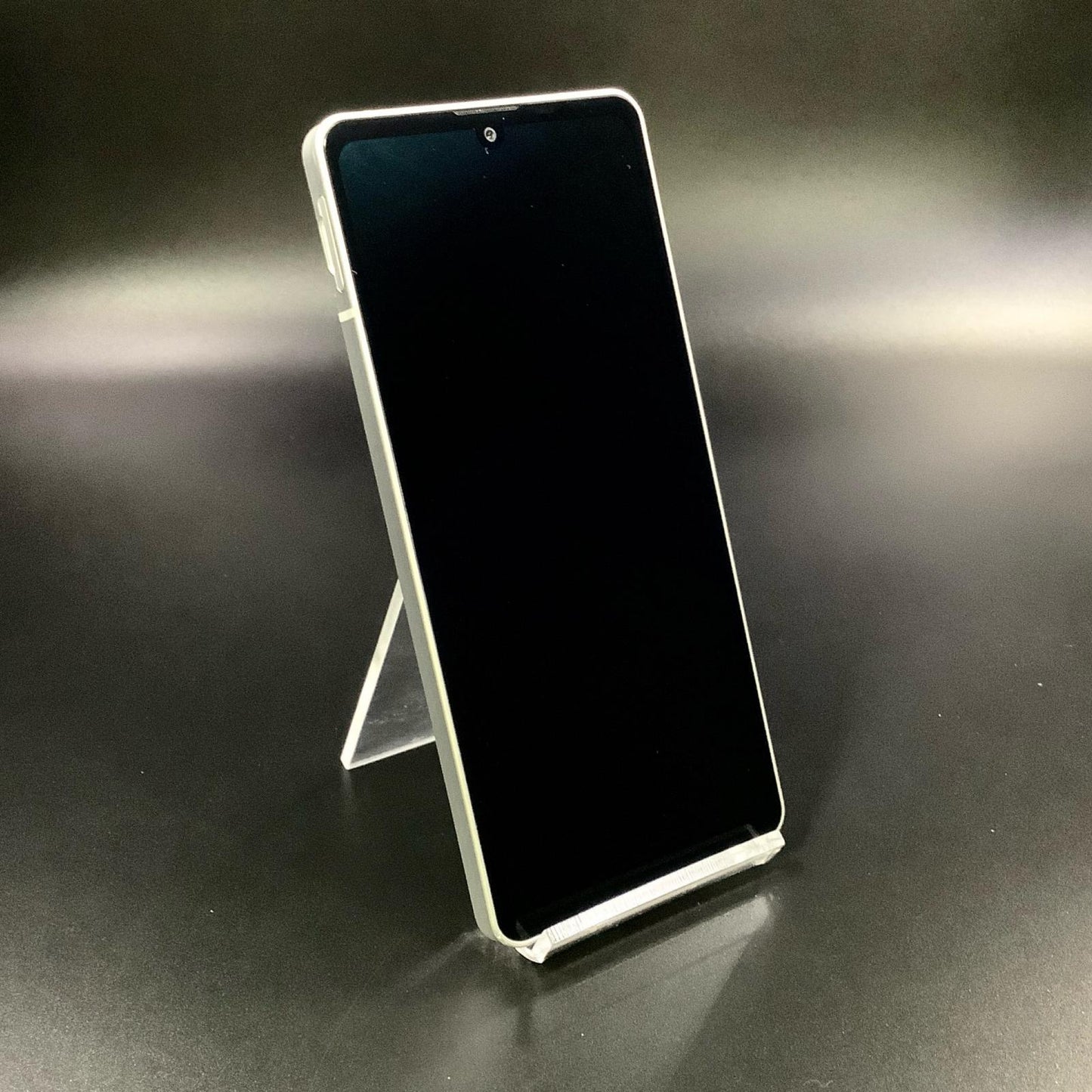 【全額返金保証】【最速発送】SHARP AQUOS sense6 64GB シルバー SIMフリー SHM19 白ロム 動作確認済