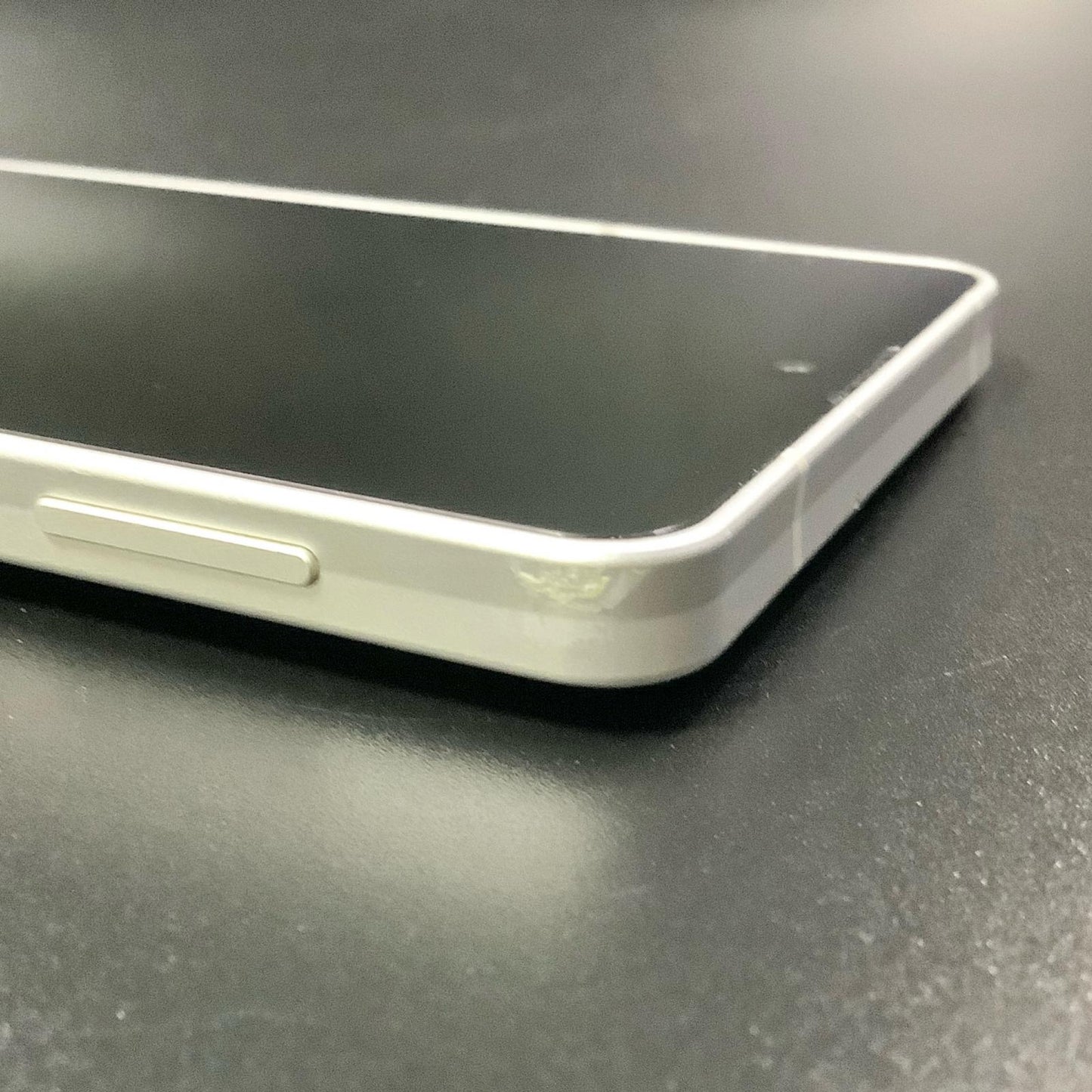 【全額返金保証】【最速発送】SHARP AQUOS sense6 64GB シルバー SIMフリー SHM19 白ロム 動作確認済