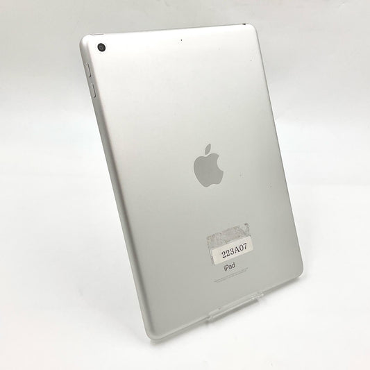 【全額返金保証】【最速発送】Apple iPad 第6世代 32GB シルバー Wi-Fi 動作確認済