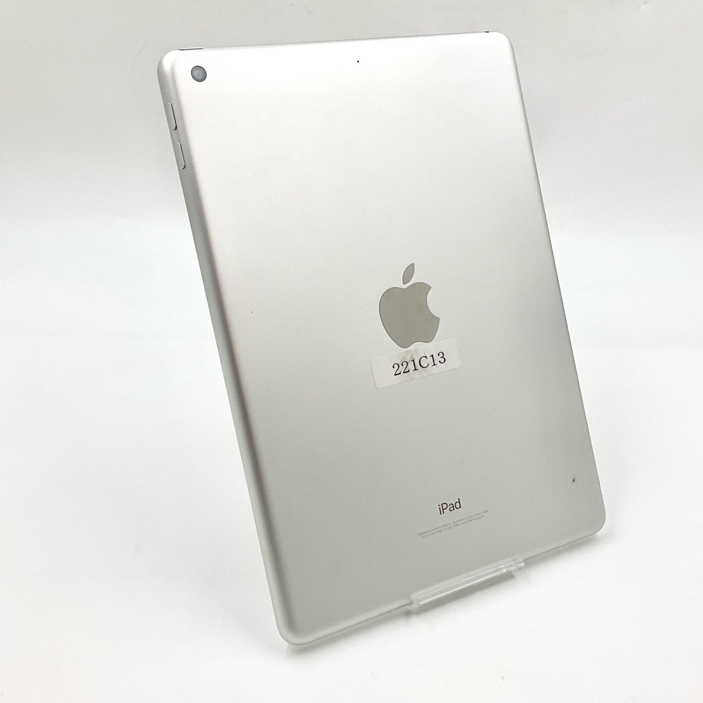 【全額返金保証】【最速発送】Apple iPad 第6世代 32GB シルバー Wi-Fi 動作確認済