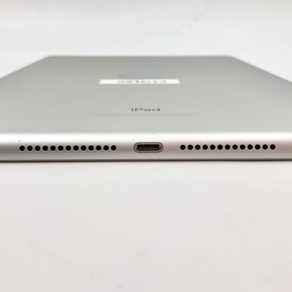 【全額返金保証】【最速発送】Apple iPad 第6世代 32GB シルバー Wi-Fi 動作確認済