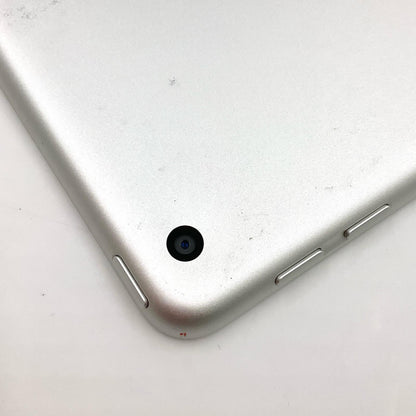 【全額返金保証】【最速発送】Apple iPad 第6世代 32GB シルバー Wi-Fi 動作確認済