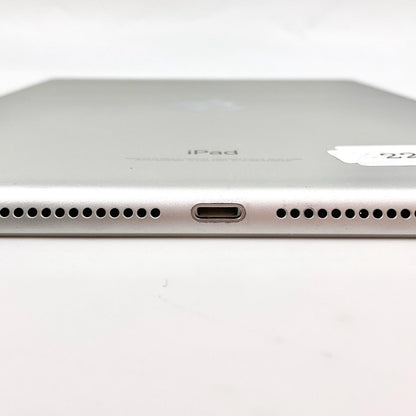 【全額返金保証】【最速発送】Apple iPad 第6世代 32GB シルバー Wi-Fi 動作確認済