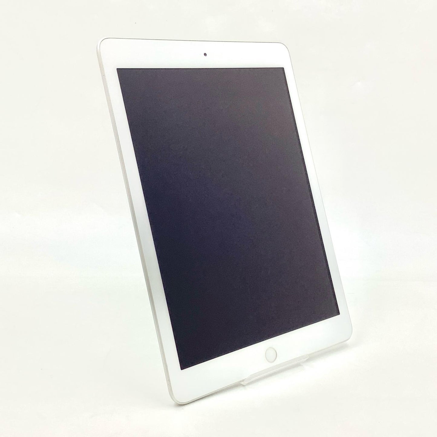 【最速発送】Apple iPad 第6世代 32GB シルバー Wi-Fi【難有】