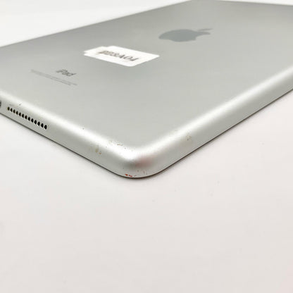 【全額返金保証】【最速発送】Apple iPad 第6世代 32GB シルバー Wi-Fi 動作確認済