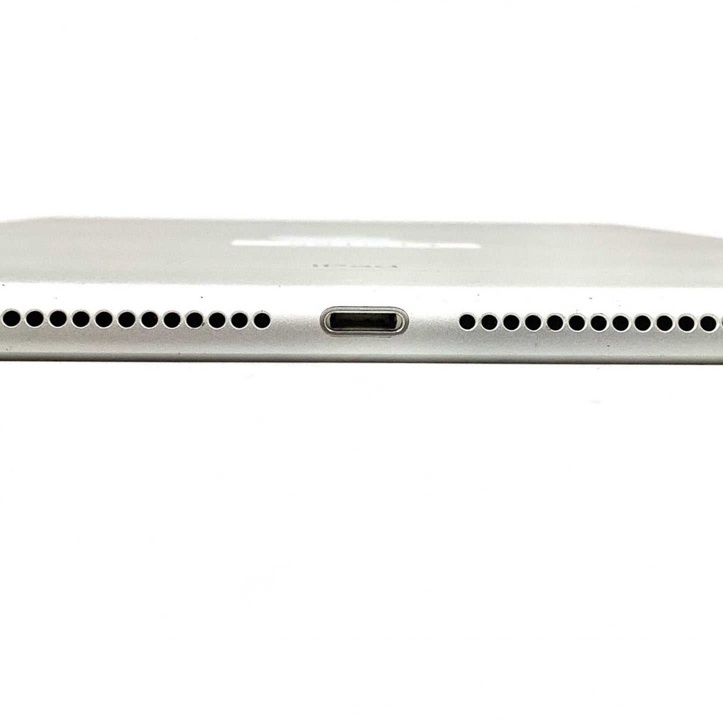 【全額返金保証】【最速発送】Apple iPad 第6世代 32GB シルバー Wi-Fi 動作確認済