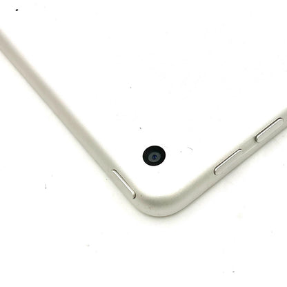 【全額返金保証】【最速発送】Apple iPad 第6世代 32GB シルバー Wi-Fi 動作確認済