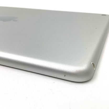 【全額返金保証】【最速発送】Apple iPad 第6世代 32GB シルバー Wi-Fi 動作確認済