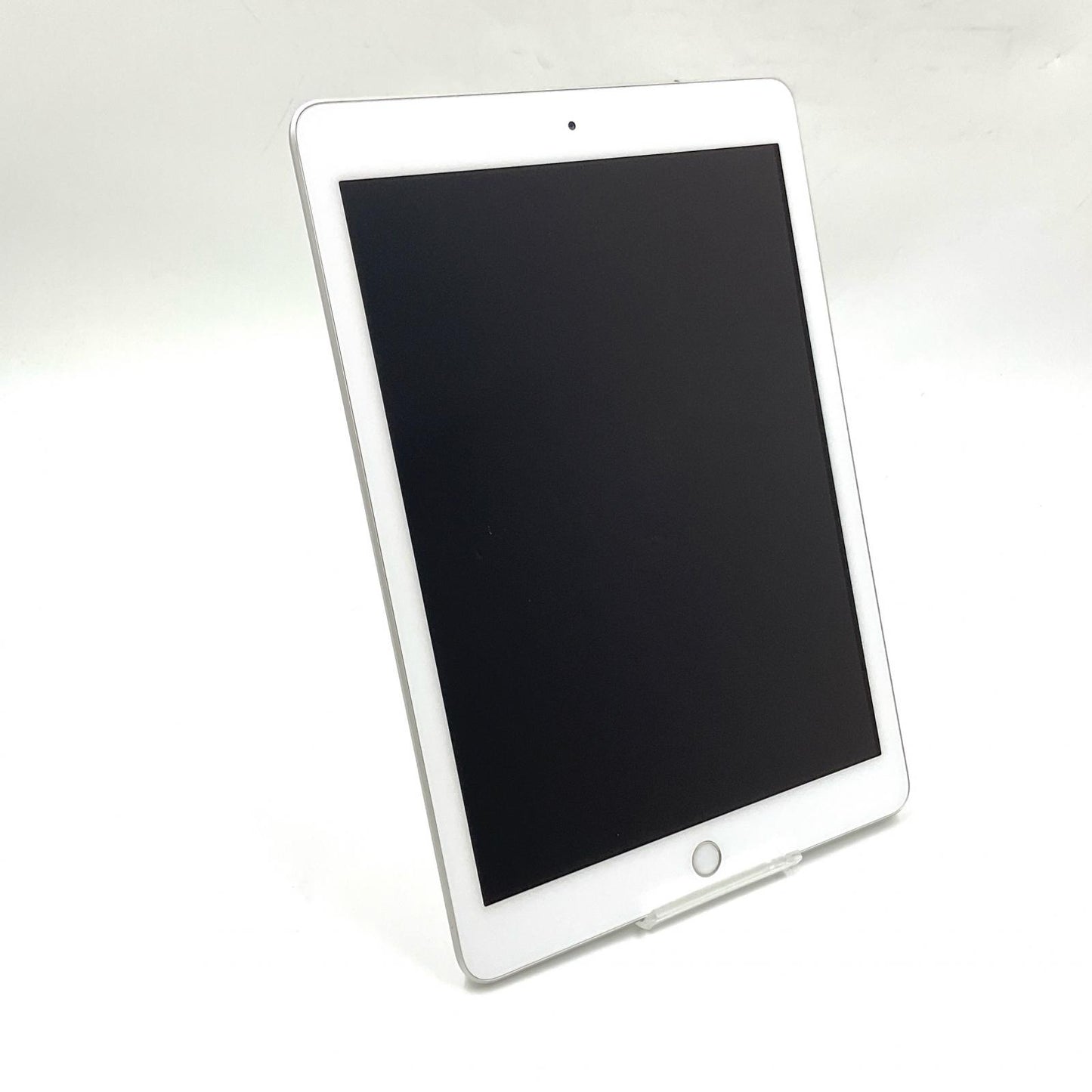 【全額返金保証】【最速発送】Apple iPad 第6世代 32GB シルバー Wi-Fi 動作確認済