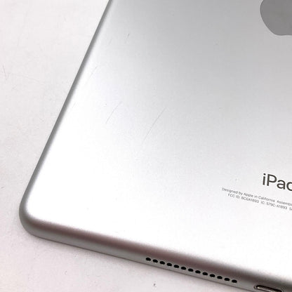 【全額返金保証】【最速発送】Apple iPad 第6世代 32GB シルバー Wi-Fi 動作確認済