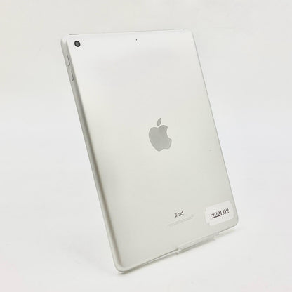 【全額返金保証】【最速発送】Apple iPad 第6世代 32GB シルバー Wi-Fi 動作確認済