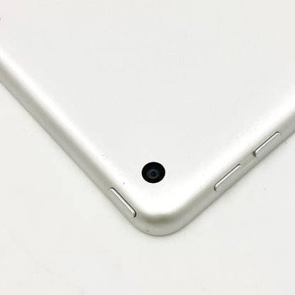【全額返金保証】【最速発送】Apple iPad 第6世代 32GB シルバー Wi-Fi 動作確認済