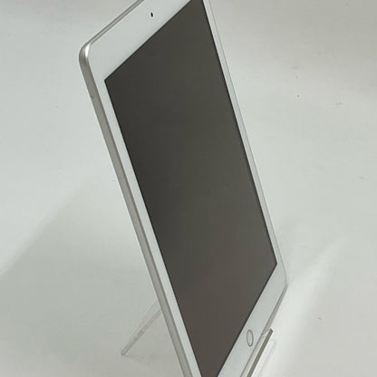 【全額返金保証】【最速発送】Apple iPad 第6世代 32GB シルバー Wi-Fi 動作確認済