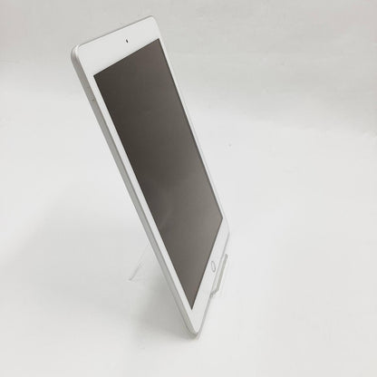 【全額返金保証】【最速発送】Apple iPad 第6世代 32GB シルバー Wi-Fi 動作確認済