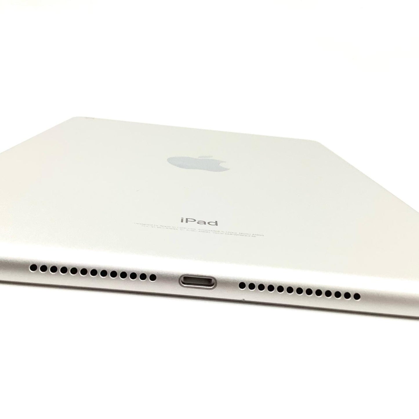 【全額返金保証】【最速発送】Apple iPad 第6世代 32GB シルバー Wi-Fi 美品 動作確認済