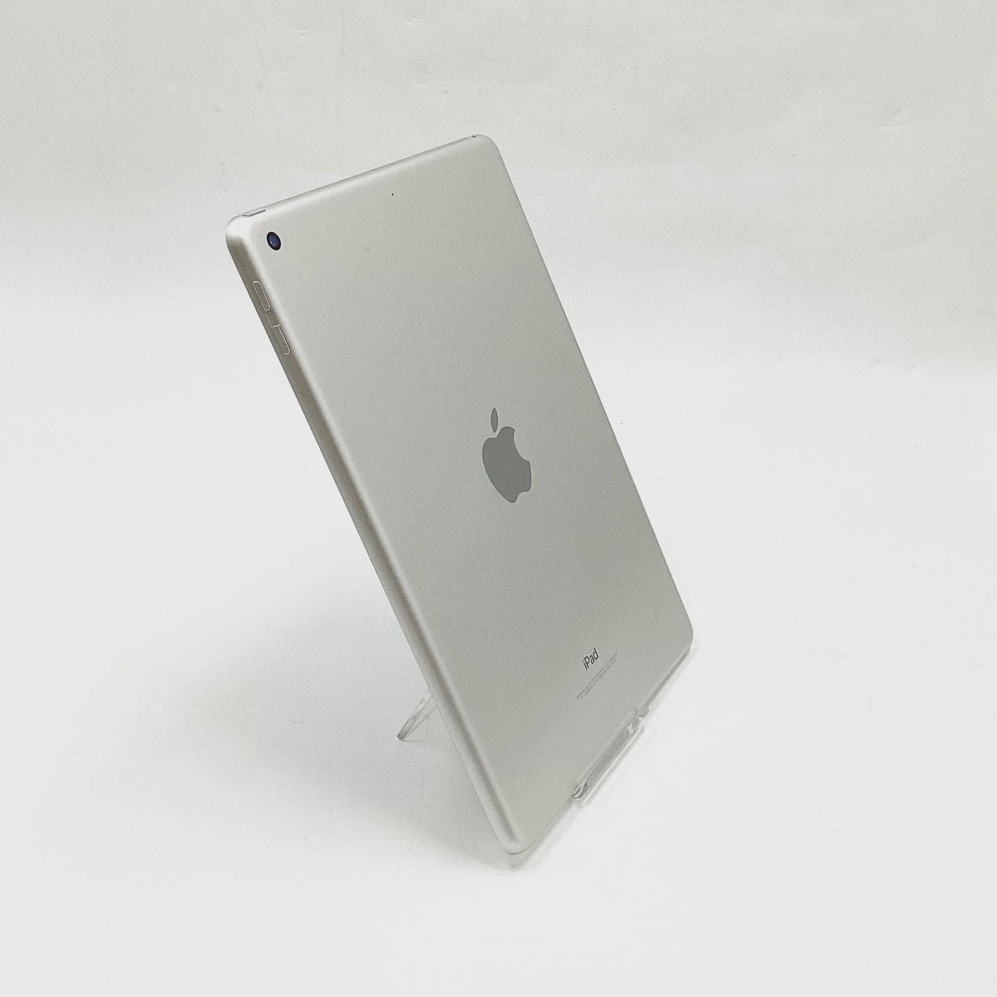 【全額返金保証】【最速発送】Apple iPad 第6世代 32GB シルバー Wi-Fi 動作確認済