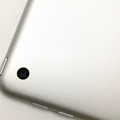 【全額返金保証】【最速発送】Apple iPad 第6世代 32GB シルバー Wi-Fi 動作確認済