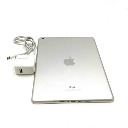【全額返金保証】【最速発送】Apple iPad 第6世代 32GB シルバー Wi-Fi 動作確認済