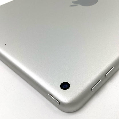 【全額返金保証】【最速発送】Apple iPad 第6世代 32GB シルバー Wi-Fi 動作確認済