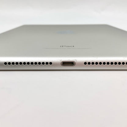 【全額返金保証】【最速発送】Apple iPad 第6世代 32GB シルバー Wi-Fi 動作確認済