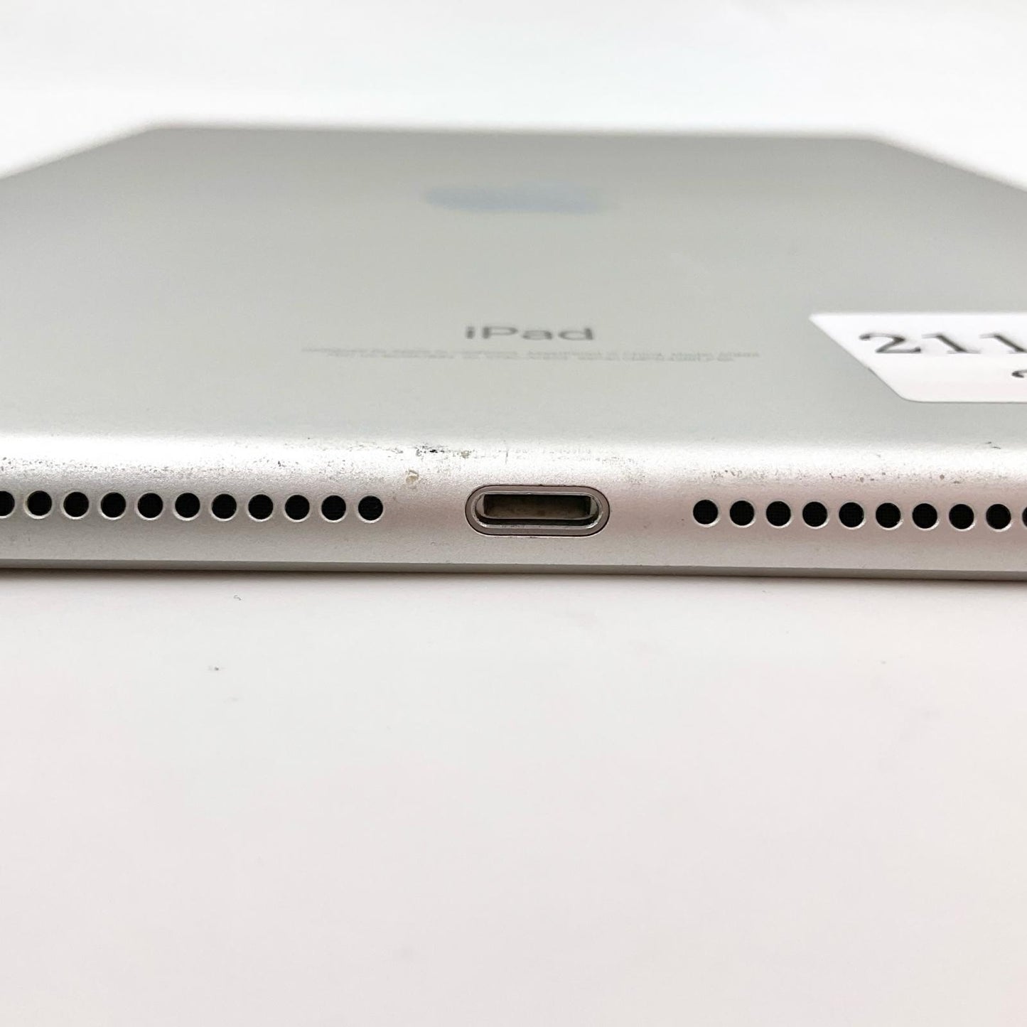 【全額返金保証】【最速発送】Apple iPad 第6世代 32GB シルバー Wi-Fi 動作確認済