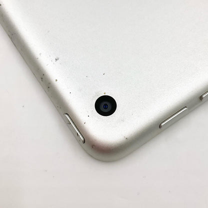 【全額返金保証】【最速発送】Apple iPad 第6世代 32GB シルバー Wi-Fi 動作確認済