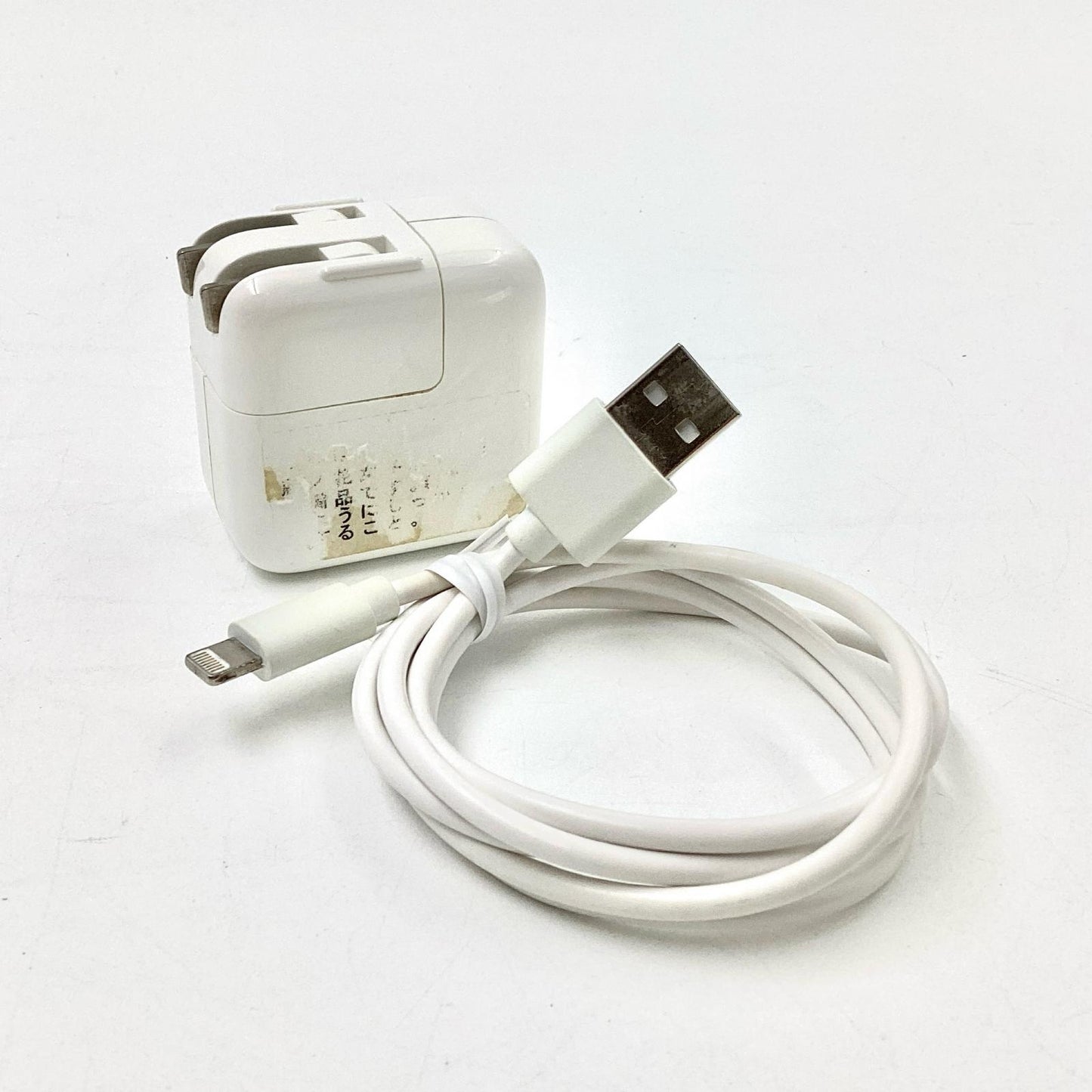 【全額返金保証】【最速発送】Apple iPad 第6世代 32GB シルバー Wi-Fi 動作確認済