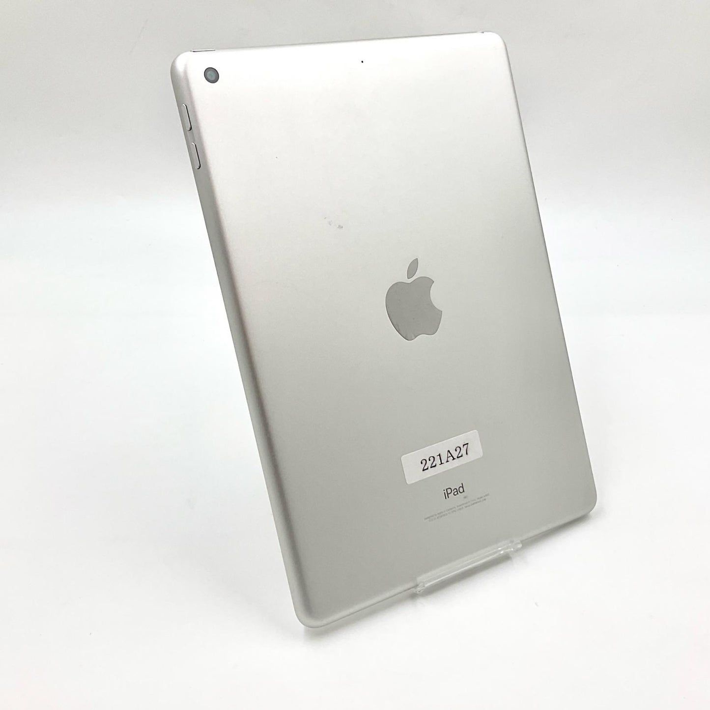 【全額返金保証】【最速発送】Apple iPad 第6世代 32GB シルバー Wi-Fi 動作確認済