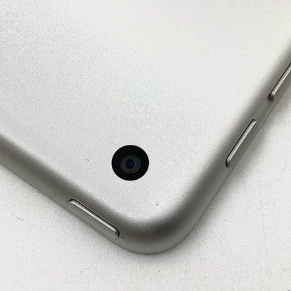 【全額返金保証】【最速発送】Apple iPad 第6世代 32GB シルバー Wi-Fi 動作確認済