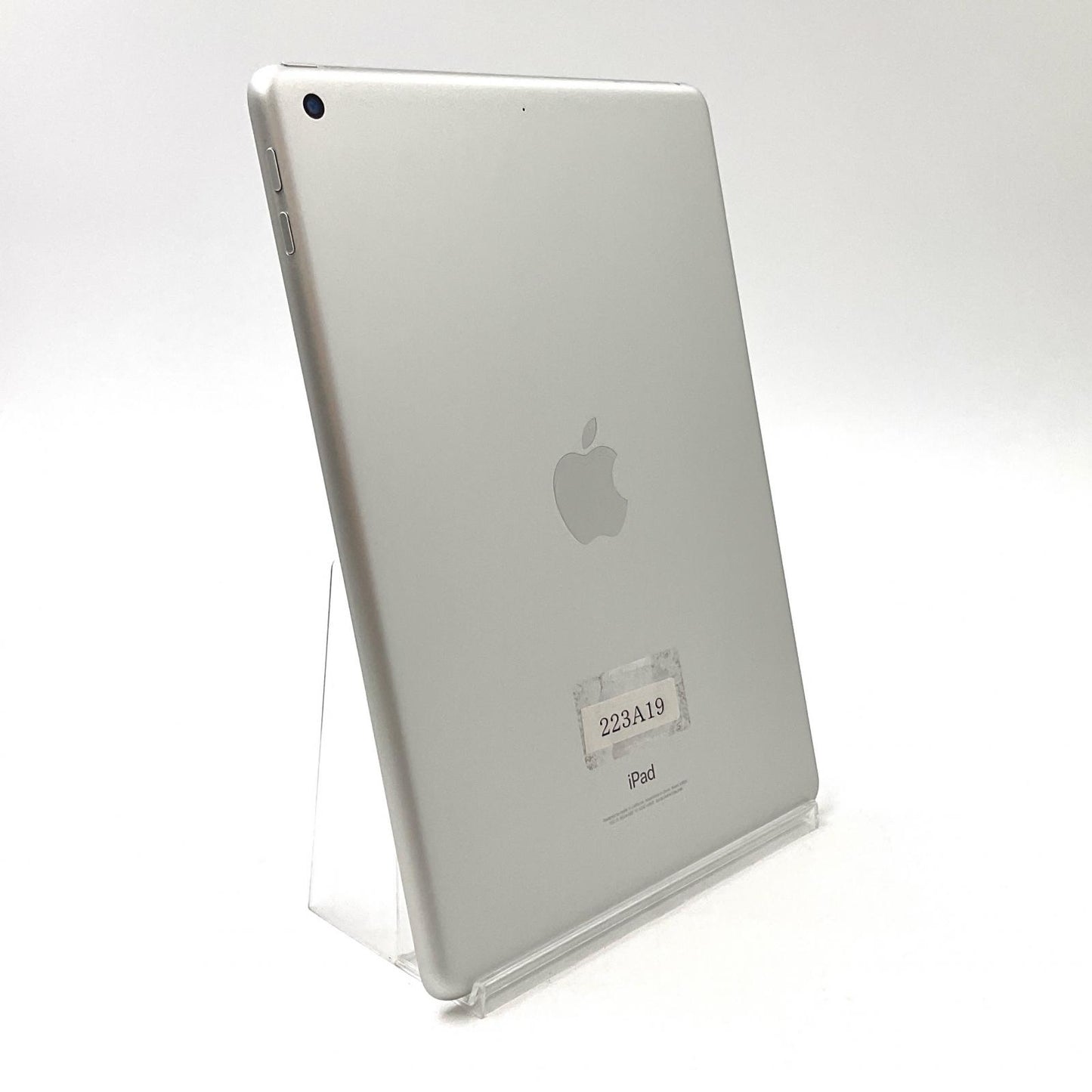 【全額返金保証】【最速発送】Apple iPad 第6世代 32GB シルバー Wi-Fi 動作確認済
