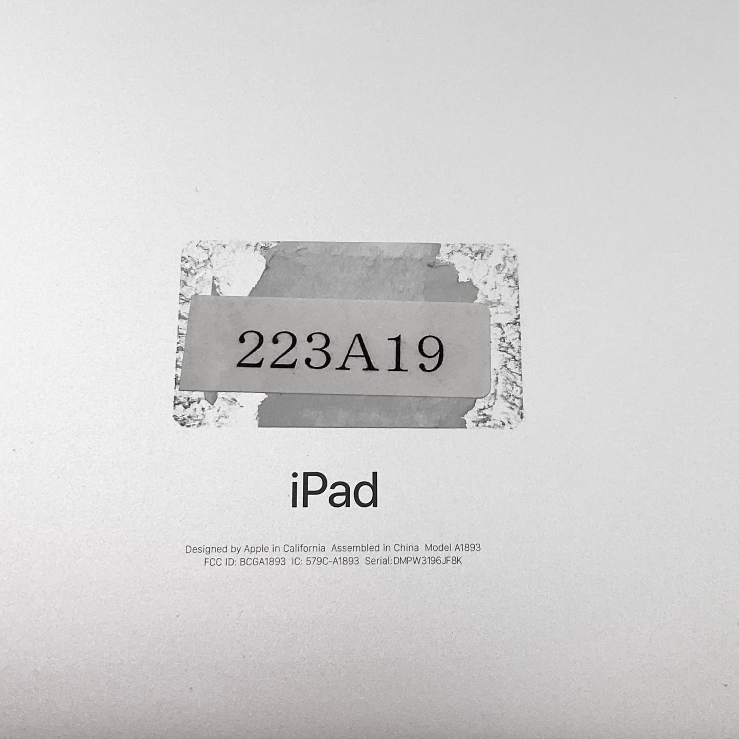 【全額返金保証】【最速発送】Apple iPad 第6世代 32GB シルバー Wi-Fi 動作確認済