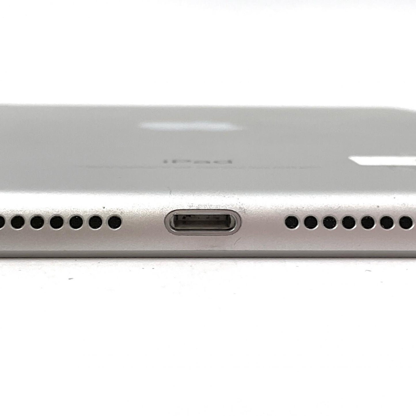 【全額返金保証】【最速発送】Apple iPad 第6世代 32GB シルバー Wi-Fi 動作確認済