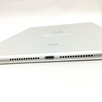 【全額返金保証】【最速発送】Apple iPad 第6世代 32GB シルバー Wi-Fi 美品 動作確認済
