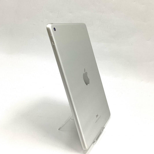 【全額返金保証】【最速発送】Apple iPad 第6世代 32GB シルバー Wi-Fi 動作確認済